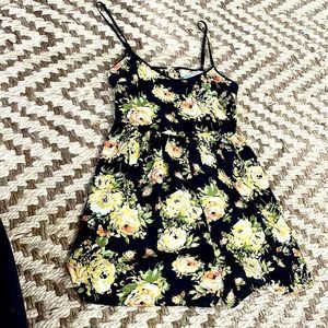 Kimchi Blue black floral print romper size XS